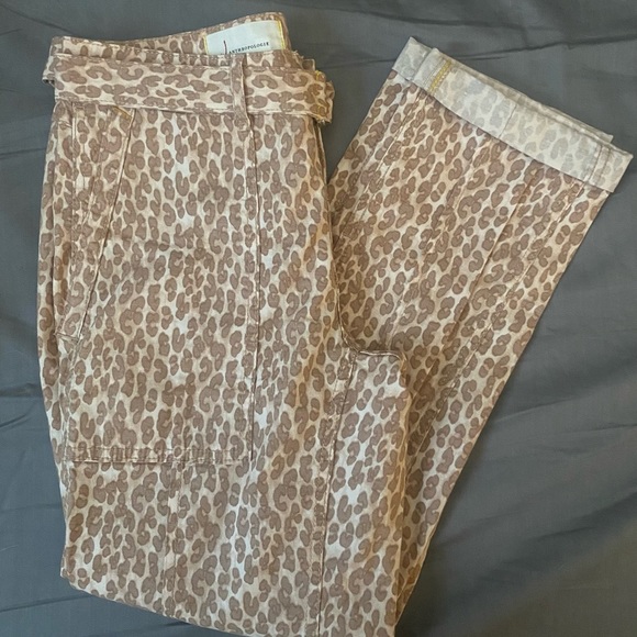 Anthropologie Wanderer Utility Pants Leopard Print - Picture 3 of 3